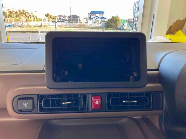 ムーヴキャンバスセオリーＧターボ衝突被害軽減ブレーキ　横滑り防止装置　オートハイビーム　アイドリングストップ　ステアリングスイッチ　オートライト　キーフリーシステム　オートエアコン　パノラマカメラ（岐阜県）の中古車