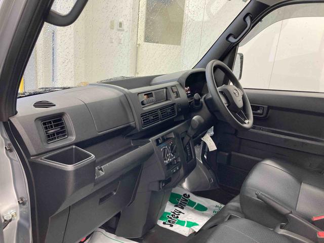 ハイゼットカーゴスペシャル衝突被害軽減ブレーキ　横滑り防止装置　４ＷＤ　ＣＶＴ　エアコン　パワステ　ラジオ　オートハイビーム　アイドリングストップ　オートライト　マット　バイザー（岐阜県）の中古車