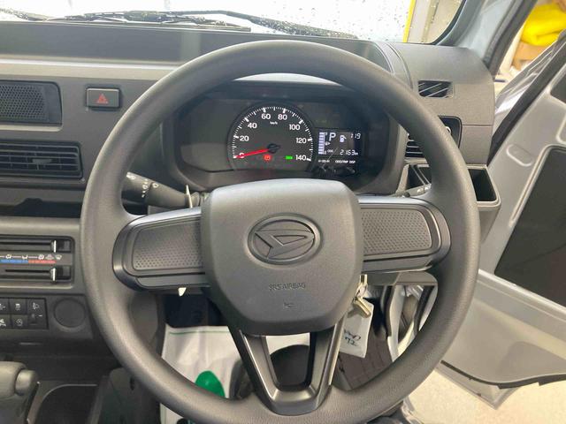 ハイゼットトラックスタンダード衝突被害軽減ブレーキ　横滑り防止装置　４ＷＤ　ＣＶＴ　エアコン　パワステ　ラジオ　オートハイビーム　アイドリングストップ　オートライト　マット　バイザー（岐阜県）の中古車