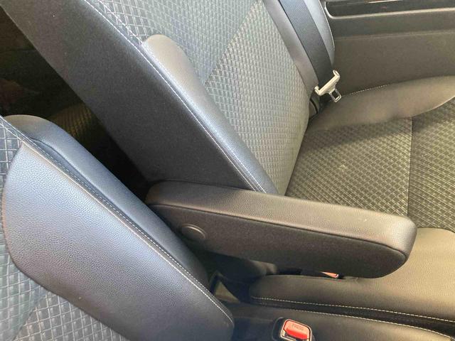 タントカスタムＸスタイルセレクション衝突被害軽減ブレーキ　横滑り防止装置　オートマチックハイビーム　アイドリングストップ　ステアリングスイッチ　オートライト　キーフリーシステム　オートエアコン　バイザー　マット　純正アルミホイール（岐阜県）の中古車