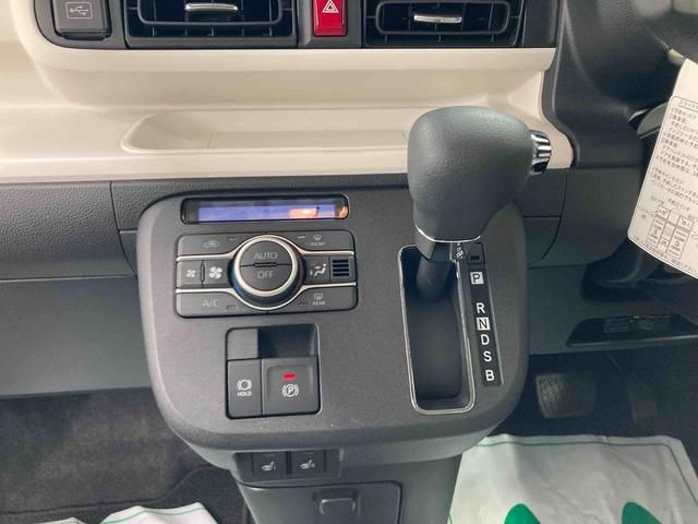 ムーヴキャンバスストライプスＧ衝突被害軽減ブレーキ　横滑り防止装置　４ＷＤ　オートハイビーム　アイドリングストップ　ステアリングスイッチ　オートライト　キーフリー　オートエアコン　ナビ　ドラレコ　パノラマカメラ　ＥＴＣ　マット（岐阜県）の中古車