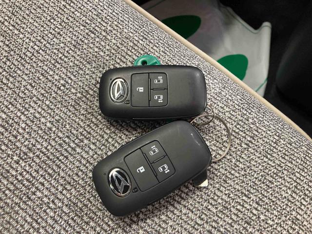 ムーヴキャンバスストライプスＧ衝突被害軽減ブレーキ　横滑り防止装置　４ＷＤ　オートハイビーム　アイドリングストップ　ステアリングスイッチ　オートライト　キーフリー　オートエアコン　ナビ　ドラレコ　パノラマカメラ　ＥＴＣ　マット（岐阜県）の中古車