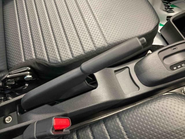 ハイゼットトラックスタンダード衝突被害軽減ブレーキ　横滑り防止装置　４ＷＤ　ＣＶＴ　エアコン　パワステ　ラジオ　オートハイビーム　アイドリングストップ　オートライト　マット（岐阜県）の中古車