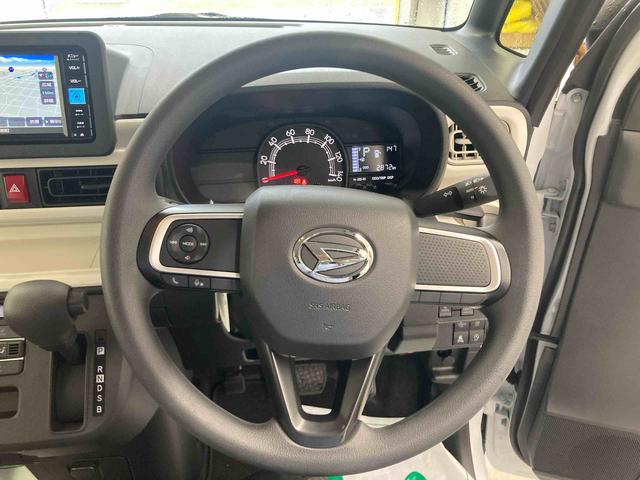 ムーヴキャンバスストライプスＸ衝突被害軽減ブレーキ　横滑り防止装置　オートハイビーム　アイドリングストップ　ステアリングスイッチ　オートライト　キーフリーシステム　オートエアコン　ナビ　ドラレコ　バックカメラ　ＥＴＣ（岐阜県）の中古車