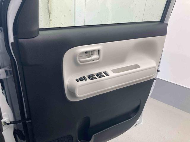 ムーヴキャンバスストライプスＸ衝突被害軽減ブレーキ　横滑り防止装置　オートハイビーム　アイドリングストップ　ステアリングスイッチ　オートライト　キーフリーシステム　オートエアコン　ナビ　ドラレコ　バックカメラ　ＥＴＣ（岐阜県）の中古車