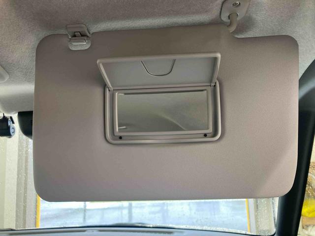 ムーヴキャンバスストライプスＸ衝突被害軽減ブレーキ　横滑り防止装置　オートハイビーム　アイドリングストップ　ステアリングスイッチ　オートライト　キーフリーシステム　オートエアコン　ナビ　ドラレコ　バックカメラ　ＥＴＣ（岐阜県）の中古車