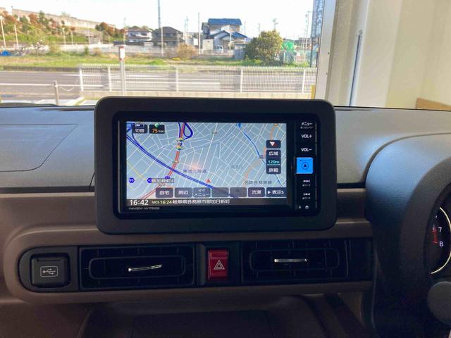 ムーヴキャンバスセオリーＧ衝突被害軽減ブレーキ　横滑り防止装置　オートハイビーム　アイドリングストップ　ステアリングスイッチ　オートライト　キーフリーシステム　オートエアコン　ナビ　ドラレコ　パノラマカメラ　ＥＴＣ　マット（岐阜県）の中古車