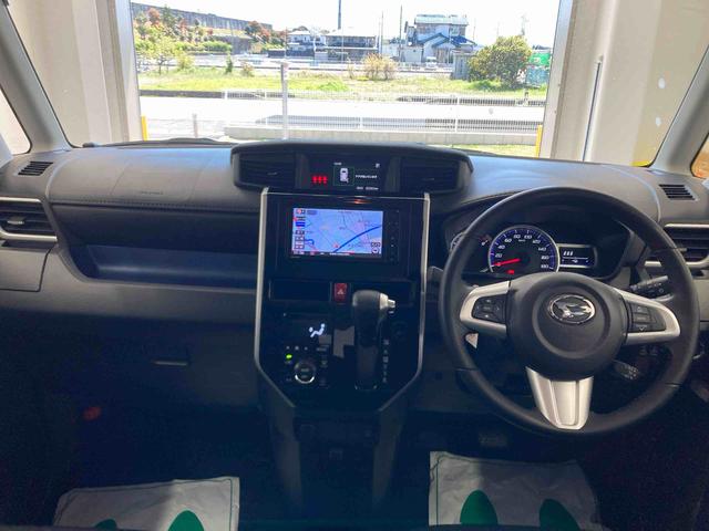 トールカスタムＧ　ＳＡII衝突被害軽減ブレーキ　横滑り防止装置　アイドリングストップ　ステアリングスイッチ　オートライト　キーフリーシステム　オートエアコン　ナビ　ドラレコ　パノラマカメラ　ＥＴＣ　マット　バイザー（岐阜県）の中古車