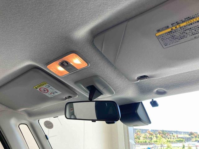 トールカスタムＧ　ＳＡII衝突被害軽減ブレーキ　横滑り防止装置　アイドリングストップ　ステアリングスイッチ　オートライト　キーフリーシステム　オートエアコン　ナビ　ドラレコ　パノラマカメラ　ＥＴＣ　マット　バイザー（岐阜県）の中古車