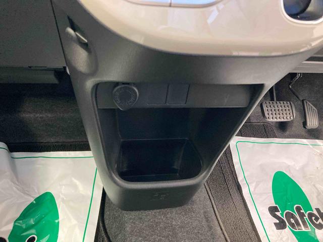 ムーヴキャンバスＧメイクアップＶＳ　ＳＡIII衝突被害軽減ブレーキ　横滑り防止装置　オートマチックハイビーム　アイドリングストップ　ステアリングスイッチ　オートライト　キーフリーシステム　オートエアコン　純正ホイールキャップ　ナビ　ベンチシート（岐阜県）の中古車