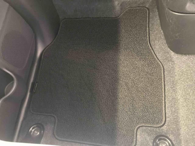 ムーヴキャンバスストライプスＧ衝突被害軽減ブレーキ　横滑り防止装置　オートマチックハイビーム　アイドリングストップ　ステアリングスイッチ　オートライト　キーフリーシステム　オートエアコン　ベンチシート　両側電動スライドドア　ＬＥＤ（岐阜県）の中古車