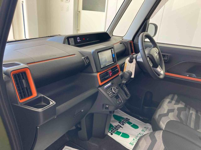 タントファンクロスターボ衝突被害軽減ブレーキ　横滑り防止装置　オートハイビーム　アイドリングストップ　ステアリングスイッチ　オートライト　キーフリー　オートエアコン　ナビ　ドラレコ　パノラマカメラ　ＥＴＣ　マット　バイザー（岐阜県）の中古車