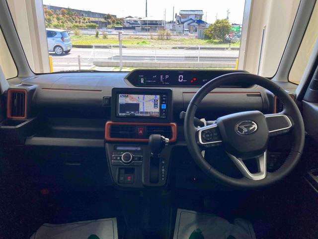 タントファンクロスターボ衝突被害軽減ブレーキ　横滑り防止装置　オートハイビーム　アイドリングストップ　ステアリングスイッチ　オートライト　キーフリー　オートエアコン　ナビ　ドラレコ　パノラマカメラ　ＥＴＣ　マット　バイザー（岐阜県）の中古車