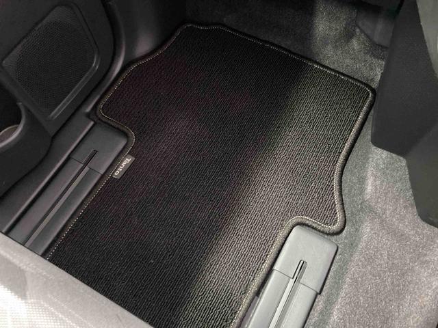 タントファンクロスターボ衝突被害軽減ブレーキ　横滑り防止装置　オートハイビーム　アイドリングストップ　ステアリングスイッチ　オートライト　キーフリー　オートエアコン　ナビ　ドラレコ　パノラマカメラ　ＥＴＣ　マット　バイザー（岐阜県）の中古車