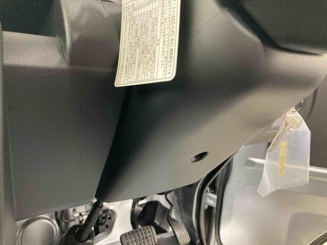 ハイゼットトラックスタンダード衝突被害軽減ブレーキ　横滑り防止装置　４ＷＤ　ＣＶＴ　エアコン　パワステ　ラジオ　オートハイビーム　アイドリングストップ　オートライト（岐阜県）の中古車