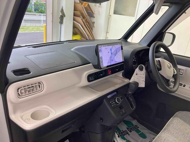 ムーヴキャンバスストライプスＧターボ衝突被害軽減ブレーキ　横滑り防止装置　オートマチックハイビーム　アイドリングストップ　ステアリングスイッチ　オートライト　キーフリーシステム　オートエアコン　両側電動スライドドア　ホイールキャップ（岐阜県）の中古車