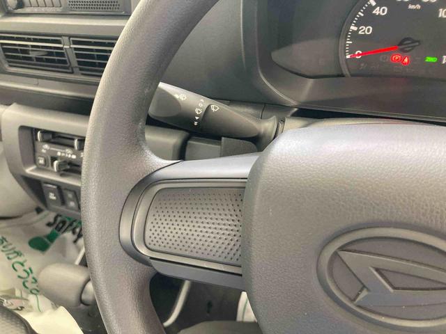 ハイゼットトラックスタンダード衝突被害軽減ブレーキ　横滑り防止装置　オートマチックハイビーム　アイドリングストップ　エアコン　エアバッグ　手動式ウィンドウ　パートタイム４ＷＤ　ＣＶＴ　純正オーディオ　オートライト　５２２キロ（岐阜県）の中古車