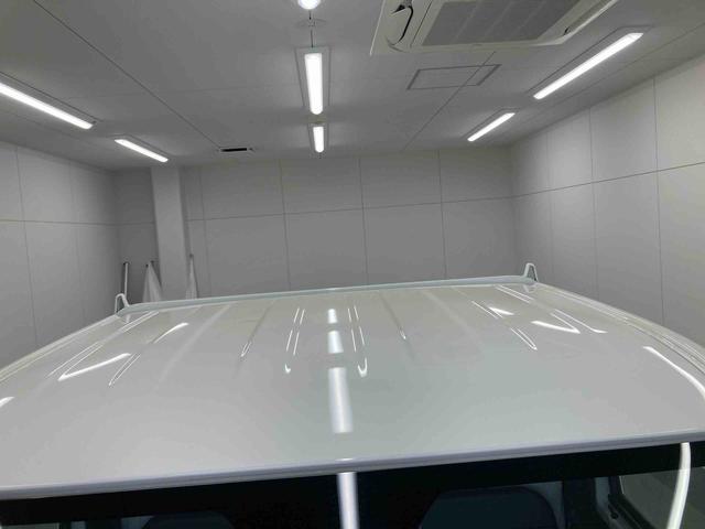 ハイゼットトラックスタンダード衝突被害軽減ブレーキ　横滑り防止装置　オートマチックハイビーム　アイドリングストップ　エアコン　エアバッグ　手動式ウィンドウ　パートタイム４ＷＤ　ＣＶＴ　純正オーディオ　オートライト　５２２キロ（岐阜県）の中古車