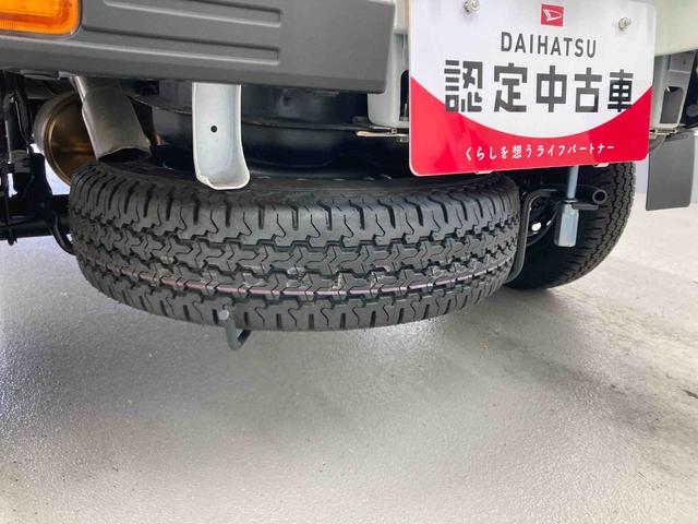 ハイゼットトラックスタンダード衝突被害軽減ブレーキ　横滑り防止装置　オートマチックハイビーム　アイドリングストップ　エアコン　エアバッグ　手動式ウィンドウ　パートタイム４ＷＤ　ＣＶＴ　純正オーディオ　オートライト　５２２キロ（岐阜県）の中古車