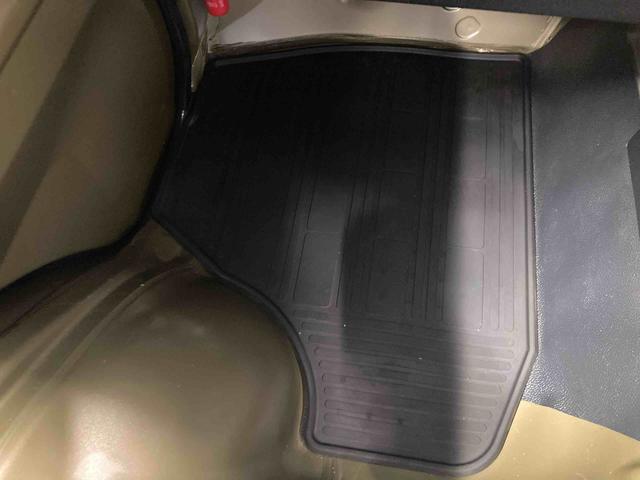 ハイゼットトラックジャンボスタンダード衝突被害軽減ブレーキ　横滑り防止装置　オートマチックハイビーム　アイドリングストップ　エアコン　エアバッグ　バイザー　マット　パートタイム４ＷＤ　５速ＭＴ車　オーディオ　荷台マット　ゲートプロテクター（岐阜県）の中古車