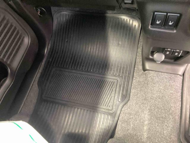 スペーシアギアハイブリッドＸＺ　ターボ衝突被害軽減ブレーキ　横滑り防止装置　キーフリーシステム　オートエアコン　ステアリングスイッチ　ベンチシート　エアバッグ　電動格納式ドアミラー　バックカメラ　ナビ　ドライブレコーダー　ＣＶＴ　ＬＥＤ（岐阜県）の中古車