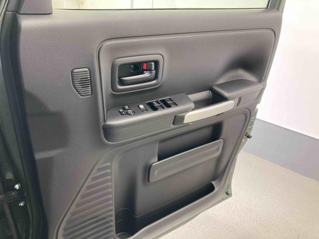 スペーシアギアハイブリッドＸＺ　ターボ衝突被害軽減ブレーキ　横滑り防止装置　キーフリーシステム　オートエアコン　ステアリングスイッチ　ベンチシート　エアバッグ　電動格納式ドアミラー　バックカメラ　ナビ　ドライブレコーダー　ＣＶＴ　ＬＥＤ（岐阜県）の中古車