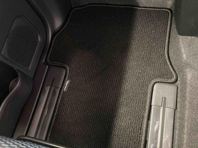 タントカスタムＸ衝突被害軽減ブレーキ　横滑り防止装置　オートマチックハイビーム　アイドリングストップ　ステアリングスイッチ　オートライト　キーフリーシステム　オートエアコン　両側電動スライドドア　バックカメラ　ＬＥＤ（岐阜県）の中古車