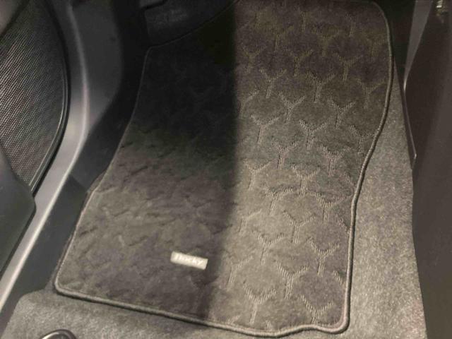 ロッキーＧ衝突被害軽減ブレーキ　横滑り防止装置　オートマチックハイビーム　アイドリングストップ　ステアリングスイッチ　オートライト　キーフリーシステム　オートエアコン　純正アルミホイール　バイザー　マット（岐阜県）の中古車