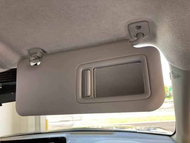 ロッキーＧ衝突被害軽減ブレーキ　横滑り防止装置　オートマチックハイビーム　アイドリングストップ　ステアリングスイッチ　オートライト　キーフリーシステム　オートエアコン　純正アルミホイール　バイザー　マット（岐阜県）の中古車