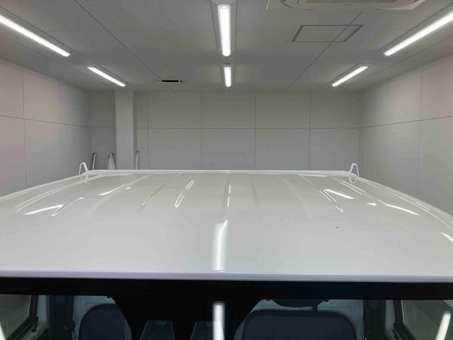 ハイゼットトラックスタンダード衝突被害軽減ブレーキ　横滑り防止装置　オートマチックハイビーム　アイドリングストップ　バイザー　マット　純正オーディオ　エアコン　エアバッグ　手動式ウィンドウ　パートタイム４ＷＤ　ゲートプロテクター（岐阜県）の中古車