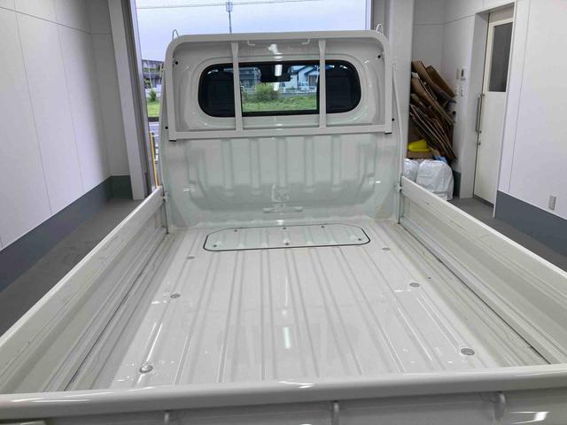 ハイゼットトラックスタンダード衝突被害軽減ブレーキ　横滑り防止装置　オートマチックハイビーム　アイドリングストップ　エアコン　エアバッグ　手動式ウィンドウ　バイザー　マット　パートタイム４ＷＤ　ＣＶＴ　純正オーディオ　オートライト（岐阜県）の中古車