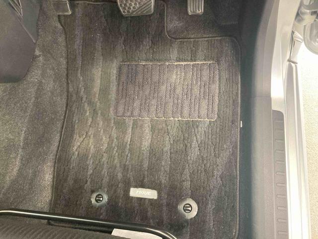 ムーヴカスタム　ＸリミテッドII　ＳＡIII衝突被害軽減ブレーキ　横滑り防止装置　オートマチックハイビーム　アイドリングストップ　ステアリングスイッチ　オートライト　キーフリーシステム　オートエアコン　ベンチシート　純正アルミホイール　ＣＶＴ（岐阜県）の中古車