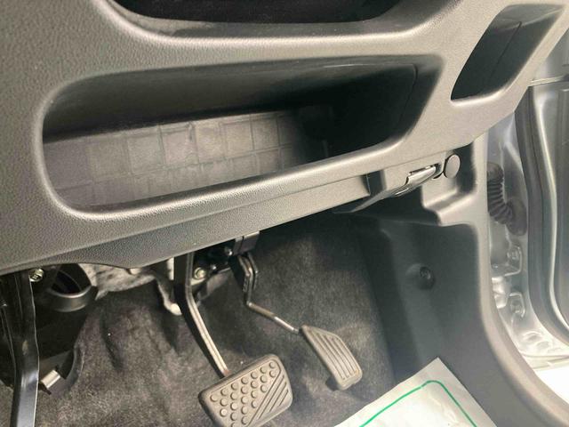 ムーヴカスタム　ＸリミテッドII　ＳＡIII衝突被害軽減ブレーキ　横滑り防止装置　オートマチックハイビーム　アイドリングストップ　ステアリングスイッチ　オートライト　キーフリーシステム　オートエアコン　ベンチシート　純正アルミホイール　ＣＶＴ（岐阜県）の中古車