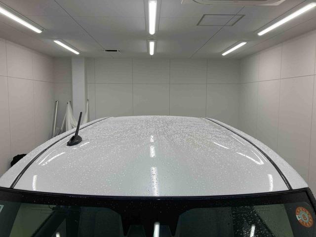 ムーヴキャンバスストライプスＧ衝突被害軽減ブレーキ　横滑り防止装置　オートマチックハイビーム　アイドリングストップ　ステアリングスイッチ　オートライト　キーフリーシステム　オートエアコン　パノラマカメラ　バイザー　マット　ＬＥＤ（岐阜県）の中古車