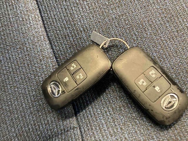 ムーヴキャンバスセオリーＧ衝突被害軽減ブレーキ　横滑り防止装置　オートマチックハイビーム　アイドリングストップ　ステアリングスイッチ　オートライト　キーフリーシステム　オートエアコン　両側電動スライドドア　ベンチシート　ＬＥＤ（岐阜県）の中古車