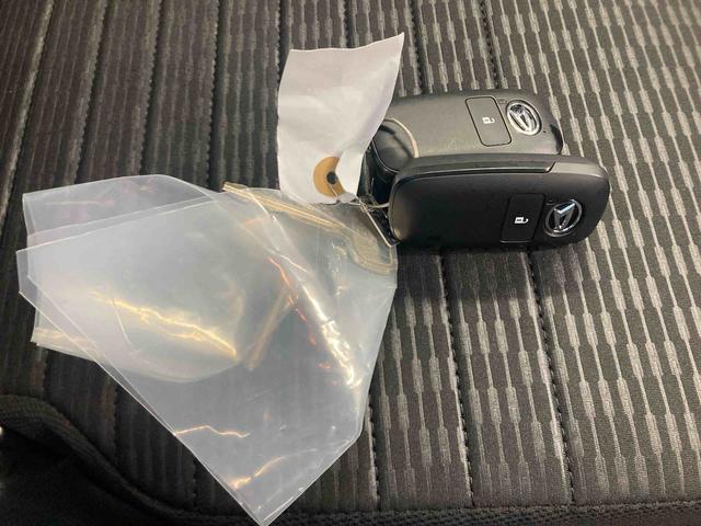 ハイゼットトラックＥＸＴ衝突被害軽減ブレーキ　横滑り防止装置　オートマチックハイビーム　アイドリングストップ　キーフリーシステム　エアコン　エアバッグ　パワーウィンドウ　パートタイム４ＷＤ　ＣＶＴ　電動格納式ドアミラー（岐阜県）の中古車