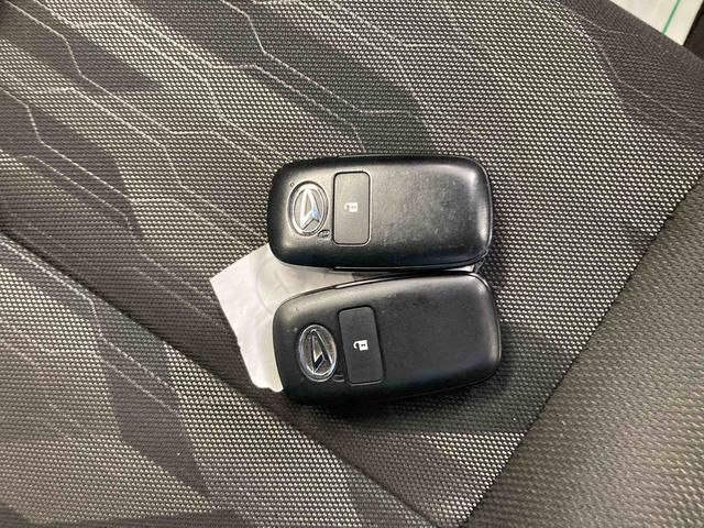 タフトＧターボ　クロムベンチャー衝突被害軽減ブレーキ　横滑り防止装置　オートマチックハイビーム　アイドリングストップ　ステアリングスイッチ　オートライト　キーフリーシステム　オートエアコン　ナビ　バックカメラ　純正アルミホイール（岐阜県）の中古車