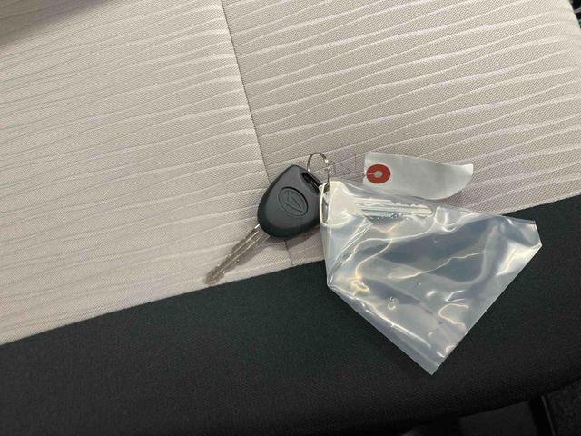 ミライースＬ　ＳＡIII衝突被害軽減ブレーキ　横滑り防止装置　オートマチックハイビーム　アイドリングストップ　キーレス　エアコン　エアバッグ　パワーウィンドウ　バイザー　マット　純正ホイールキャップ　ＣＶＴ　２ＷＤ（岐阜県）の中古車