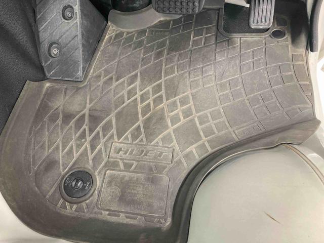 ハイゼットトラックスイチョクテールリフトエアコン　エアバッグ　手動式ウィンドウ　パートタイム４ＷＤ　ＡＴ　バイザー　マット　オーディオ　スペアタイヤ　マニュアルレベリング　走行距離３７，６２２キロ　サンバイザー（岐阜県）の中古車