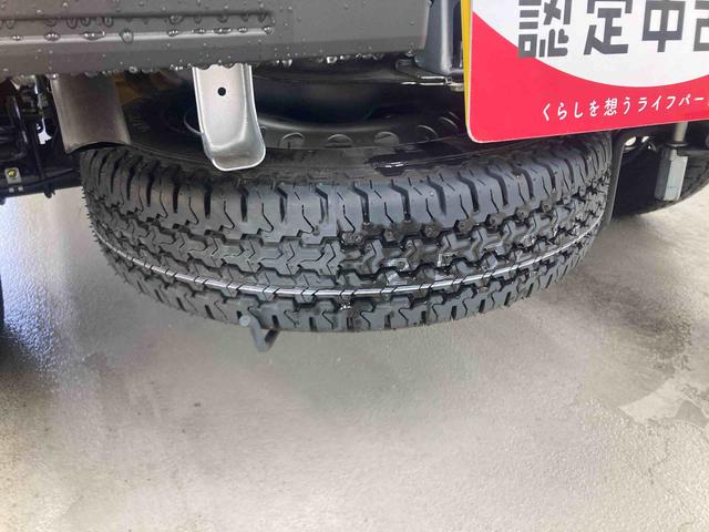 ハイゼットトラックスタンダード衝突被害軽減ブレーキ 横滑り防止装置 オートマチックハイビーム アイドリングストップ エアコン エアバッグ 手動式ウィンドウ スペアタイヤ オートライト オーディオ パートタイム4WD CVT(岐阜県)の中古車