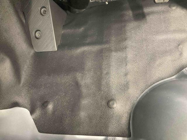 ハイゼットトラックスタンダード衝突被害軽減ブレーキ 横滑り防止装置 オートマチックハイビーム アイドリングストップ エアコン エアバッグ 手動式ウィンドウ スペアタイヤ オートライト オーディオ パートタイム4WD CVT(岐阜県)の中古車