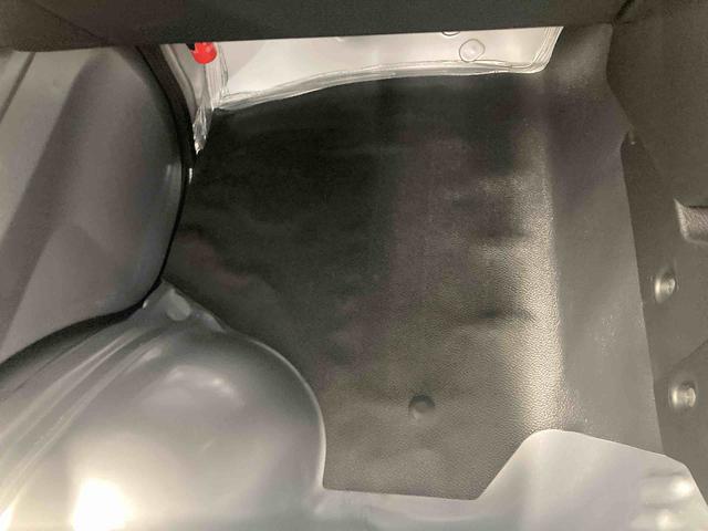 ハイゼットトラックスタンダード衝突被害軽減ブレーキ 横滑り防止装置 オートマチックハイビーム アイドリングストップ エアコン エアバッグ 手動式ウィンドウ スペアタイヤ オートライト オーディオ パートタイム4WD CVT(岐阜県)の中古車