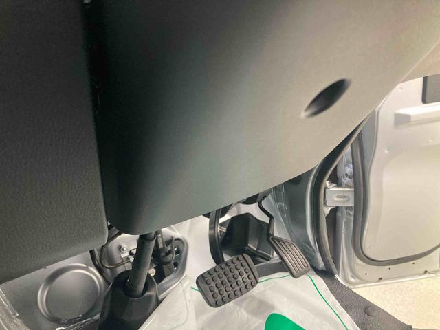 ハイゼットトラックスタンダード衝突被害軽減ブレーキ 横滑り防止装置 オートマチックハイビーム アイドリングストップ エアコン エアバッグ 手動式ウィンドウ スペアタイヤ オートライト オーディオ パートタイム4WD CVT(岐阜県)の中古車