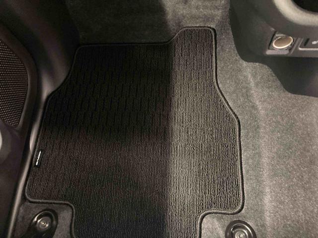 ムーヴＧ衝突被害軽減ブレーキ　横滑り防止装置　オートマチックハイビーム　アイドリングストップ　ステアリングスイッチ　オートライト　キーフリーシステム　オートエアコン　両側電動スライドドア　純正アルミホイール（岐阜県）の中古車