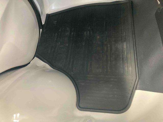ハイゼットトラックスタンダード衝突被害軽減ブレーキ　横滑り防止装置　オートマチックハイビーム　アイドリングストップ　オートライト　パートタイム４ＷＤ　オーディオ　エアバッグ　手動式ウィンドウ　スペアタイヤ　走行距離１，０６１キロ（岐阜県）の中古車