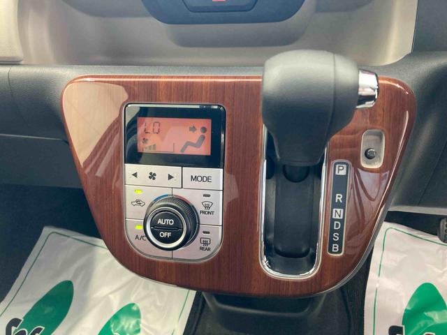 ブーンスタイル　ホワイトリミテッド　ＳＡIII衝突被害軽減ブレーキ　横滑り防止装置　オートマチックハイビーム　アイドリングストップ　ステアリングスイッチ　キーフリーシステム　オートエアコン　純正ホイールキャップ　ベンチシート　ナビ　パノラマカメラ（岐阜県）の中古車