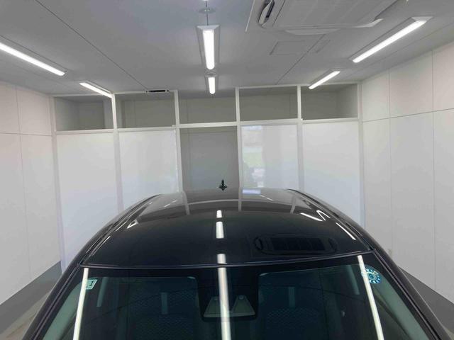 ロッキープレミアムG HEV衝突被害軽減ブレーキ 横滑り防止装置 オートマチックハイビーム ステアリングスイッチ オートライト キーフリーシステム オートエアコン ディスプレイオーディオ パノラマカメラ 純正アルミホイール(岐阜県)の中古車