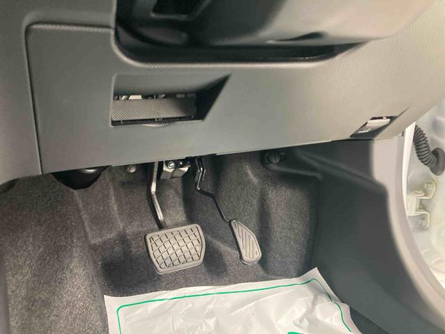 ロッキープレミアムG HEV衝突被害軽減ブレーキ 横滑り防止装置 オートマチックハイビーム ステアリングスイッチ オートライト キーフリーシステム オートエアコン 純正アルミホイール パノラマカメラ 電動格納式ドアミラー LED(岐阜県)の中古車