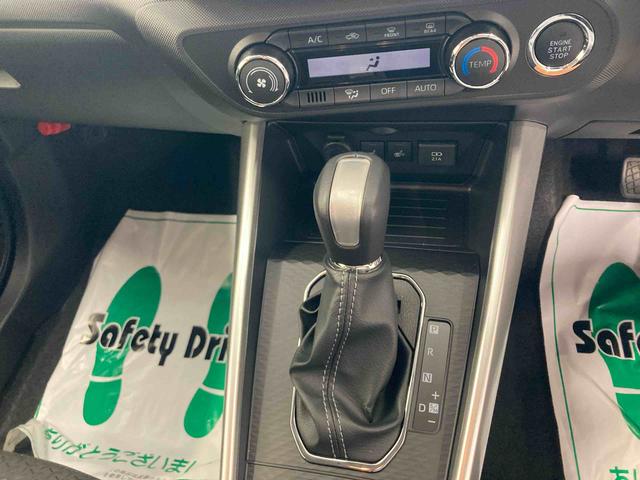 ロッキープレミアムG衝突被害軽減ブレーキ 横滑り防止装置 オートマチックハイビーム アイドリングストップ ステアリングスイッチ オートライト キーフリーシステム オートエアコン 純正アルミホイール エアバッグ CVT(岐阜県)の中古車