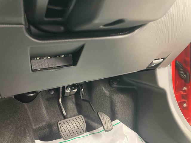 ロッキープレミアムG HEV衝突被害軽減ブレーキ 横滑り防止装置 オートマチックハイビーム キーフリーシステム オートエアコン 純正アルミホイール パノラマカメラ エアバッグ オートライト クルーズコントロール LED CVT(岐阜県)の中古車